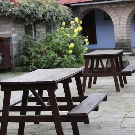 Khali Estate Hotel Binsar Eksteriør billede