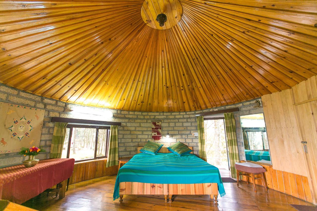 Khali Estate Hotel Binsar Eksteriør billede