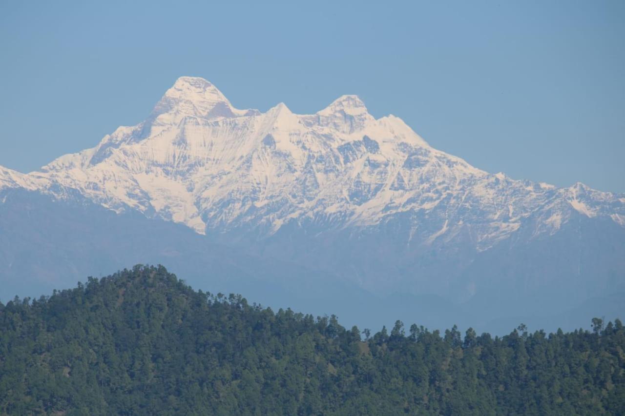 Khali Estate Hotel Binsar Eksteriør billede